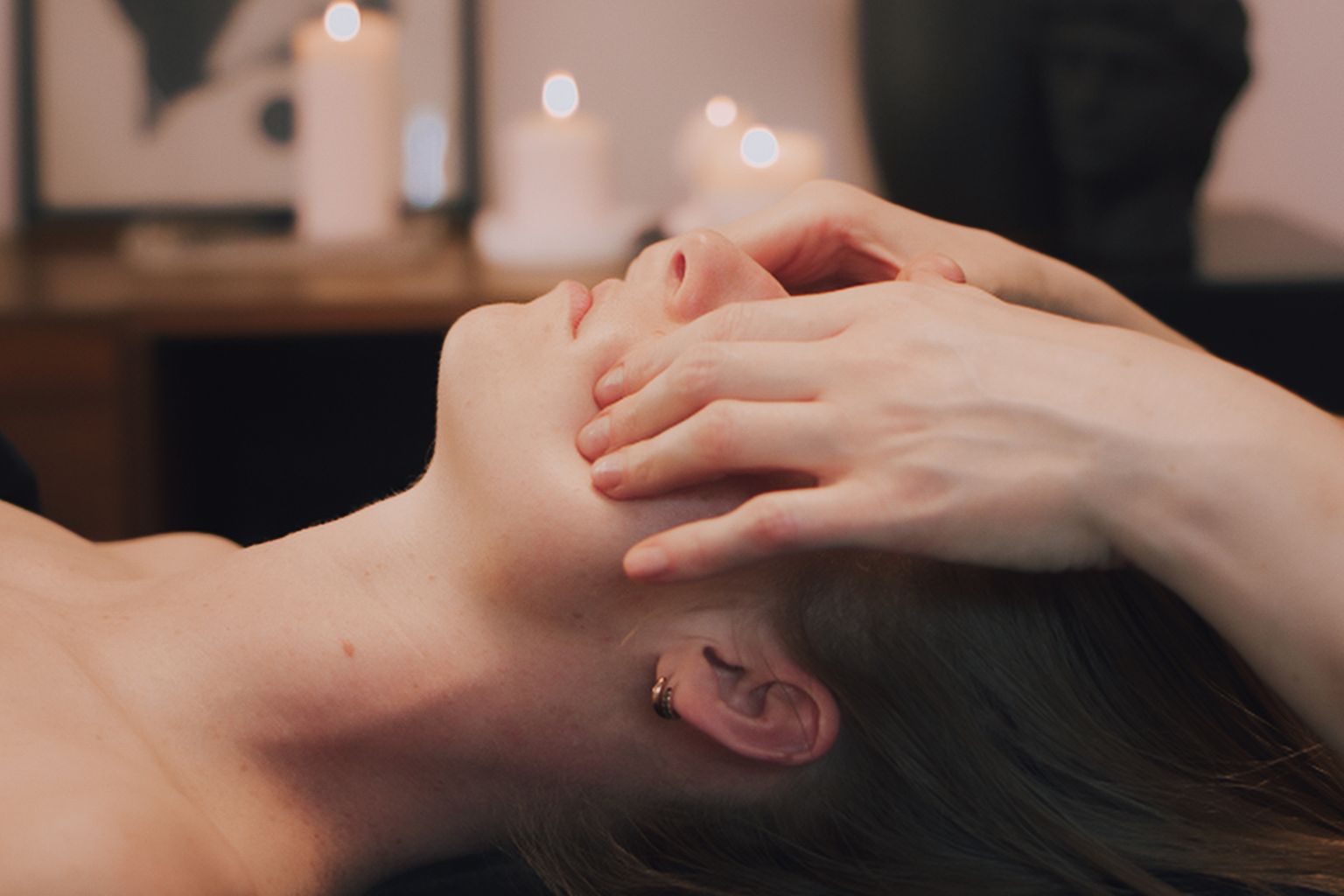 Holistyczny masaż twarzy 2